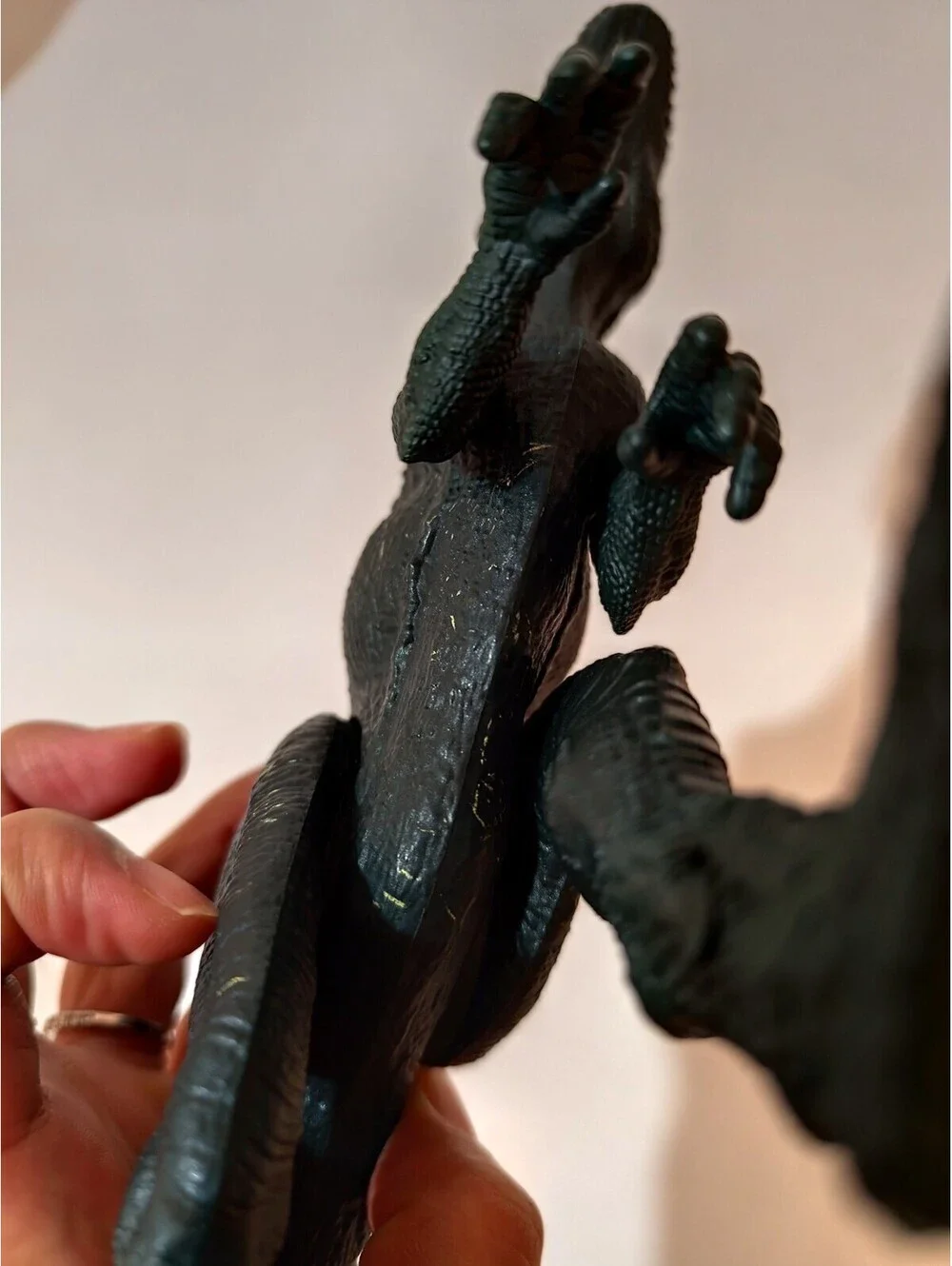 RARE Jurassic World Park Dino Rivals Concavenator Dinosaur Figure Toy 14